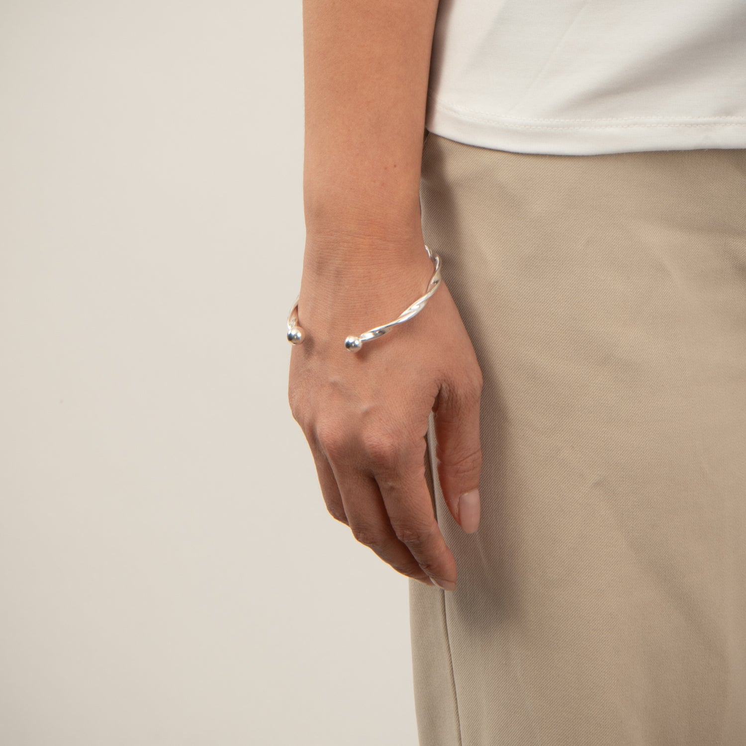 DETAIL232747